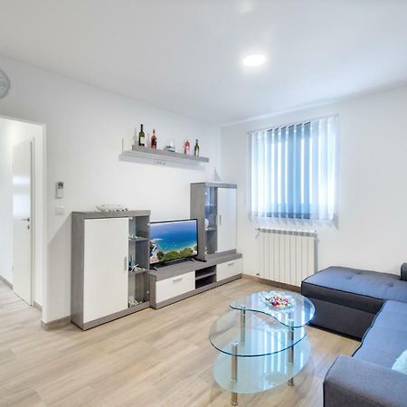 Apartman Tarnik'S Apartment Viskovo Екстериор снимка